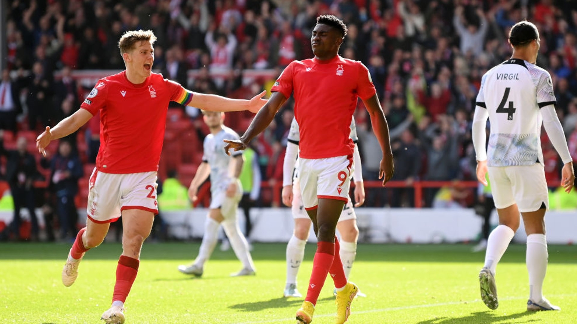 让她不断向 让她不断向